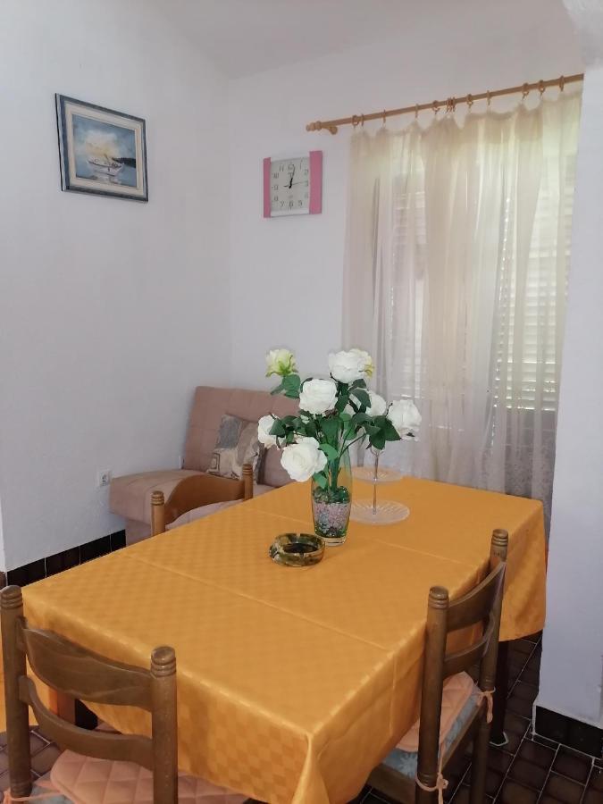 Apartments Vedrana Razanj Luaran gambar